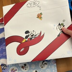 New and unopened Disney passholder Christmas 2023 wrapping paper set